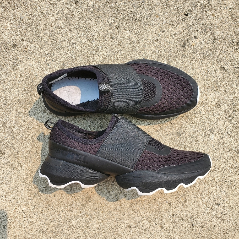 Sorel kinetic impact strap sneaker
